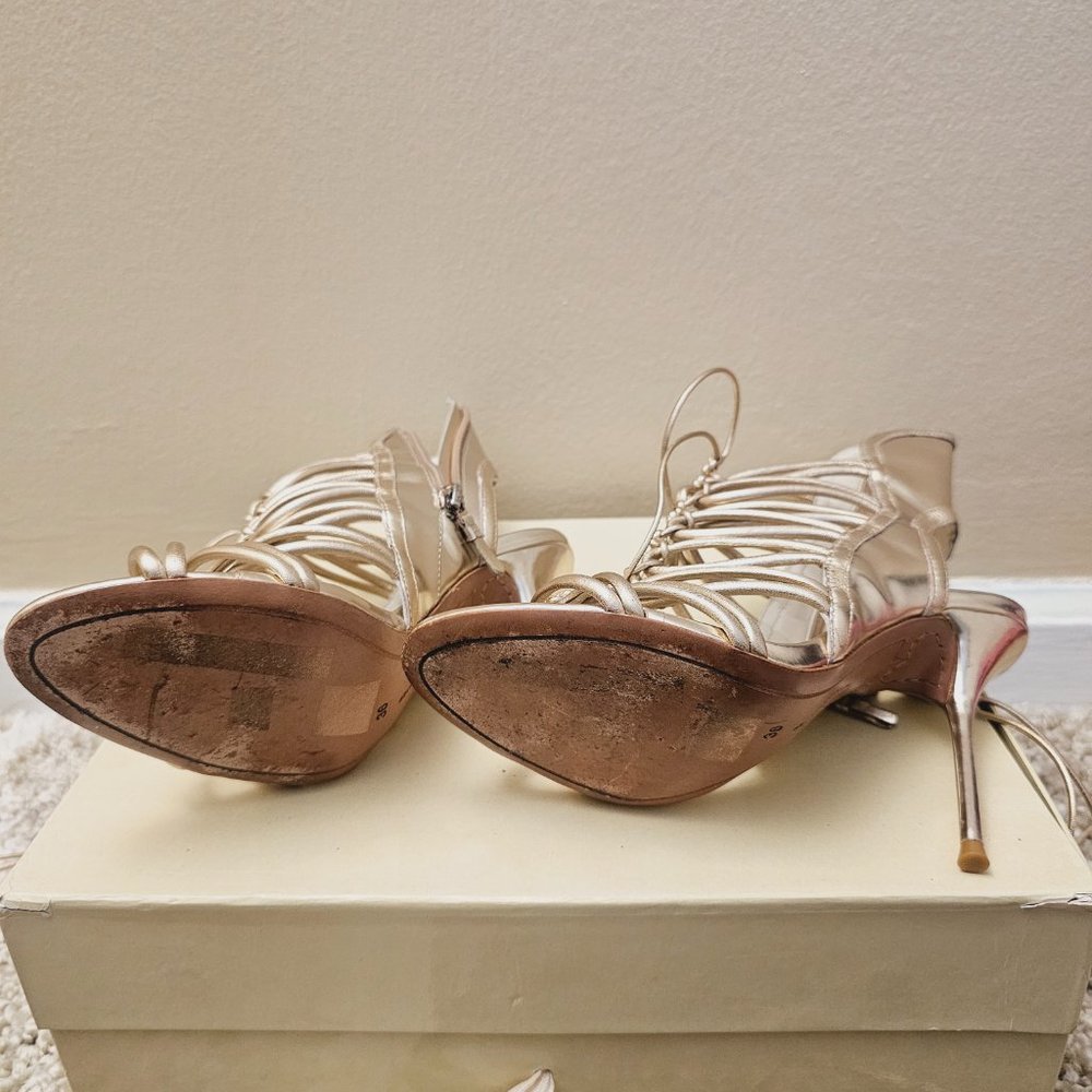 Shoes - Picture 4 of 7